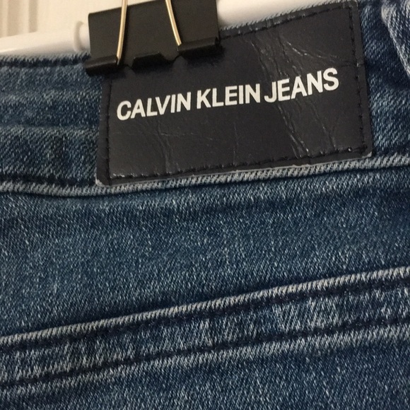 Calvin Klein Jean Shorts - 12 - Picture 3 of 4